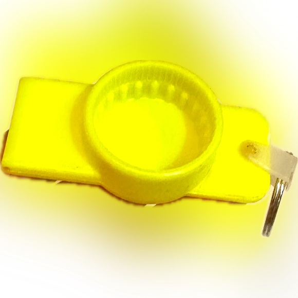 VTG RARE CUSTOM TWIST CAP BOTTLE OPENER KEYCHAIN COLLECTIBLE PHILIPPINE BAPTIST - Picture 2 of 5